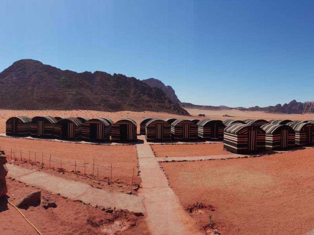 Wadi Rum Light Camp Экстерьер фото