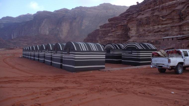 Wadi Rum Light Camp Экстерьер фото