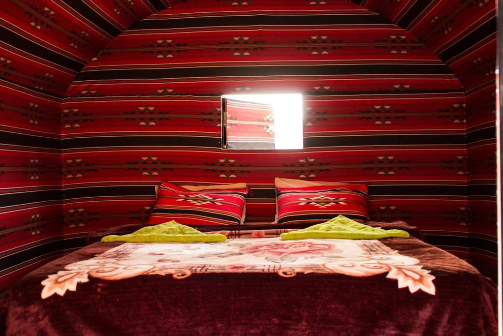 Wadi Rum Light Camp Экстерьер фото